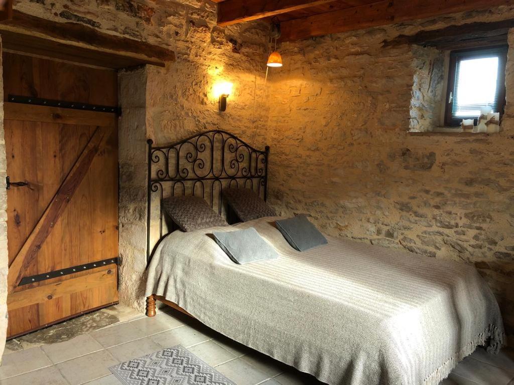 Bed and Breakfast Le Four A Pain Saint-Medard  Экстерьер фото